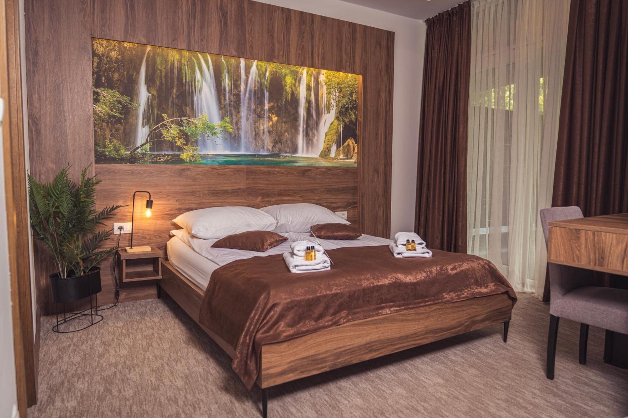 Hotel Tazz - River Front Oasis Collection Біхач Екстер'єр фото